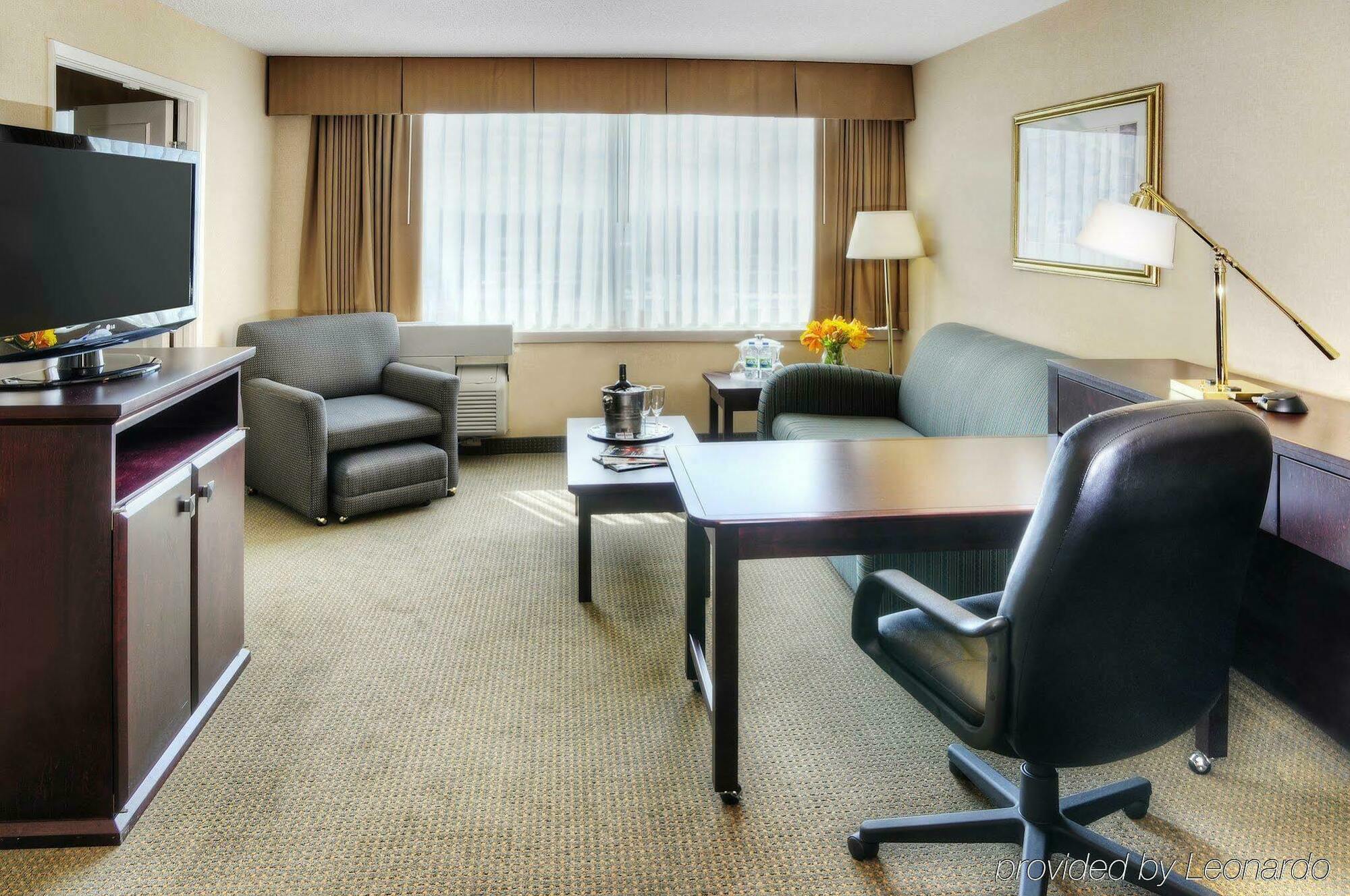 Radisson Suites Hotel Toronto Airport Eksteriør billede